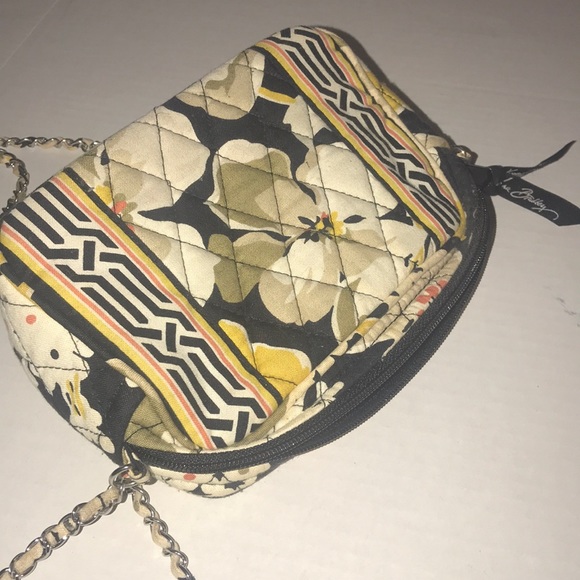 Vera Bradley Handbags - Verá Bradley crossbody bag